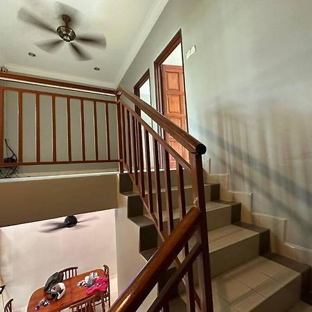 Muslim Suite Home @ Airport Bayan Lepas Penang Exterior foto